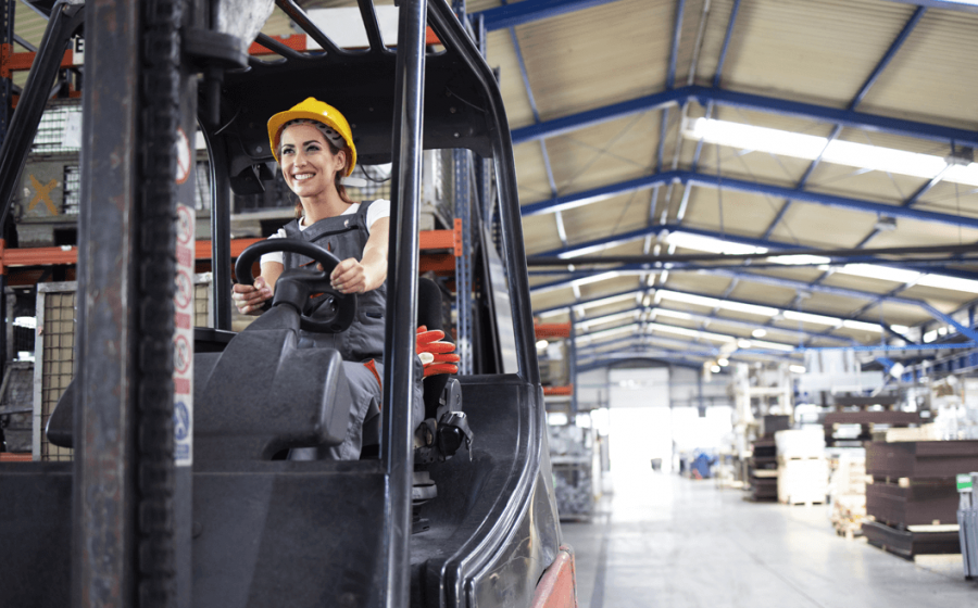 Профессия водителя вилочных погрузчиков (VZV): ключ к успешной карьере в логистике и складском хозяйстве